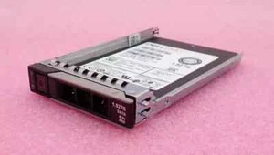 Disque SSD enfichable à chaud Dell 1,92 To 2,5" SATA 6G MU MZ-7KH1T9A 71K37 + caddy 14/15/16e génération - Photo 1/6