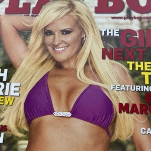Playboy Magazine February 2009 • Playmate Burciaga • Bridget Marquardt • - Imagen 1 de 7