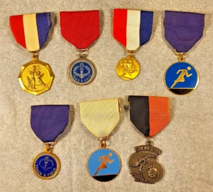 *Lote de (7) medallas deportivas vintage años 80 - Imagen 1 de 13