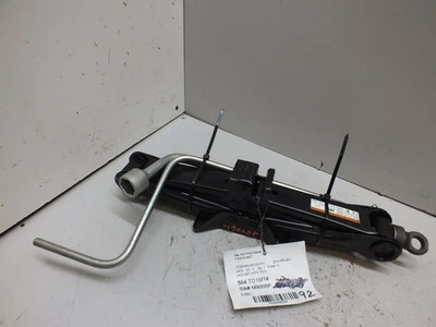 12 13 14 15 16 17 2014 Toyota Prius V neumático de repuesto gato y llave herramienta neumático #91 Foto 1 de 4