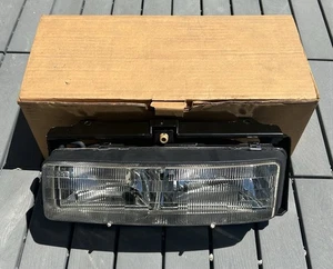 1988-1991 NOS GENUINE GM OLDSMOBILE OLDS CUTLASS SUPREME LEFT HEADLAMP 16511775 - Picture 1 of 5