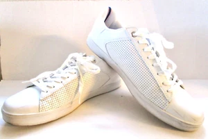 Herren Levi's weiße Leder Sneaker - Größe 11 - Bild 1 von 6