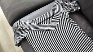 ESPRIT -  Kurzarmshirt Gr. XL, schwarz/weiß  gestreift!