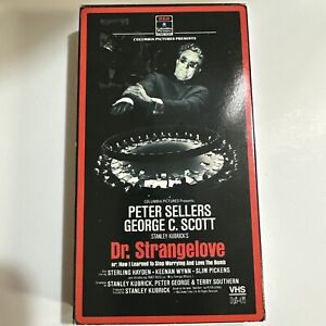 Dr. Strangelove or: How I Learned to Stop Worrying and Love the Bomb (VHS, 1987)