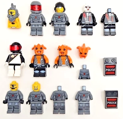Lego Space Police Minifigure Lot - Aliens Officers Kranxx Skull Twin Snake - Image 1 of 4