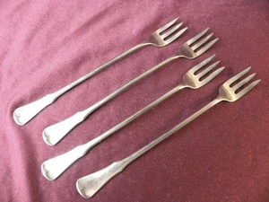 PATRICK HENRY 4 Seafood Shrimp Cocktail Forks Oneida Community Stainless USA - Picture 1 of 3