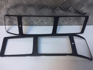 1985 Porsche 928 S2 Fog & Indicator Trim Surround X2 92850511804 92850511704. - Picture 1 of 13