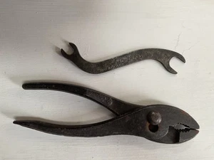 FORD MODEL T TOOLS - Picture 1 of 4