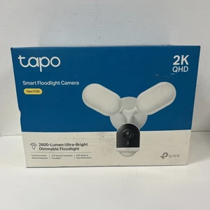 Tapo TP-Link 2K QHD Floodlight Camera Outdoor Security, Wired, 2800 Lumens, 270° - Picture 1 of 4