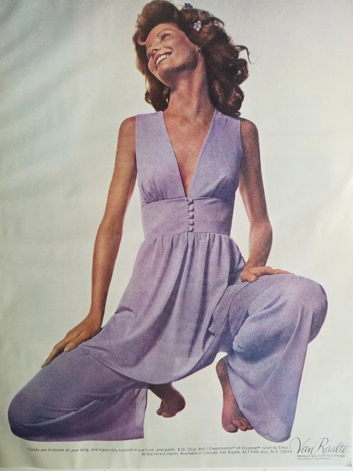 1971 Mujer Púrpura Van Raalte Túnica Pantalones Lencería Vintage Moda Anuncio Foto 1 de 1