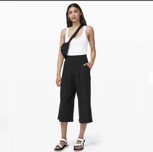 Lululemon Womens Size 6 Black Can You Feel The Pleat Cropped Wide Leg Crop Pant - Picture 1 of 9