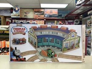 fisher-price thomas friends ferrovia in legno Tidmouth Capannoni - Foto 1 di 2