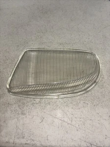 Genuine OEM Mercedes-Benz Fog Light Glass Cover - Picture 1 of 4