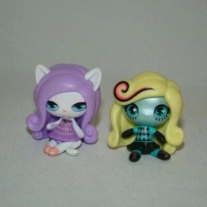 Monster High Minis, Catrine DeMew & Lagoona Blue 1.5" PVC figures, 2015 Mattel - Picture 1 of 2