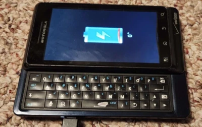 Motorola Droid 2 - 8 GB - Black (Verizon) - READ DESCRIPTION - AS IS - Image 1 of 3