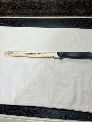 Cuchillo de pan dentado Pampered Chef 9" acero inoxidable vintage 1995 envío gratuito Foto 1 de 4