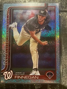 2025 Topps Series 1 Kyle Finnegan Sand Glitter Parallel Washington Nationals 🔥 - Picture 1 of 2