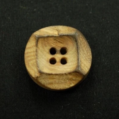 1 x 18mm Natural Hand Carved Look Wooden Buttons 4 Hole - Image 1 of 2