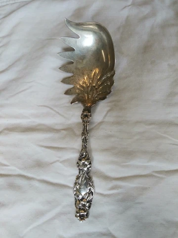 Lily Whiting sterling silver, Macaroni Server 9" No Mono Cover