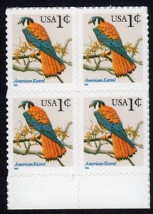 Scott #3031A 2000 American Kestrel Block of 4 Stamps - MNH - Picture 1 of 1