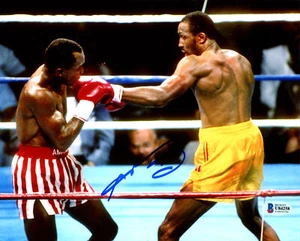 SUGAR RAY LEONARD AUTOGRAPHED SIGNED 8X10 PHOTO VS. THOMAS HEARNS BECKETT 178099 - Picture 1 of 2