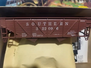 HO Athearn Southern Railway Composite Side Hopper 322096 Bausatz # 5424 mit Box a - Bild 1 von 3