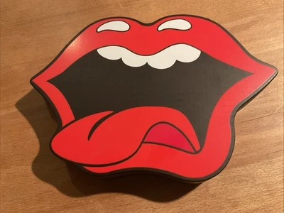 ROLLING STONES LIPS-CD, Sticky Fingers in Colour Wooden Box-Set - Bild 1 von 4