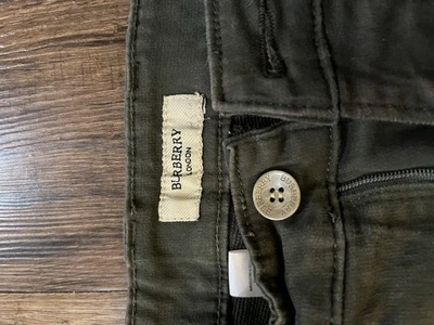 Pantalón Burberry London Vintage Verde Oscuro 32x32 Calce Ajustado Usado Foto 1 de 4