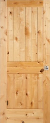 Puerta interior Knotty Alder 2 paneles ranura en V - varios tamaños, losa o precolgada Foto 1 de 4