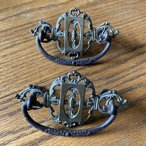 2 Antique Solid Brass Victorian Furniture Hardware Pulls Cabinet Handle Vintage - Picture 1 of 11