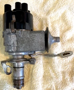 LUCAS 45DE DISTRIBUTOR 41646 MG MIDGET TRIUMPH SPITFIRE USA FROM 1976 - Picture 1 of 2