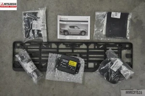 MITSUBISHI L200 TRITON 07- 14  REAR PARKING SENSOR KIT NEW GENUINE OEM MME31528 - Bild 1 von 9