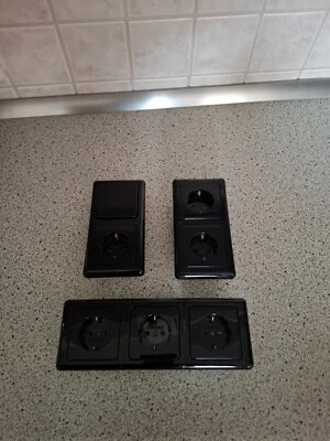 Berker Modul 2 anthrazit Modul2 schwarz 2-fach Rahmen 6 Stück  Steckdose - Bild 1 von 4