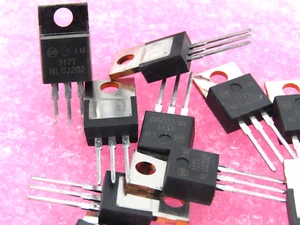 (10 STCK.) LM317T LM317 1,2 V bis 37 V 1,5 A einstellbarer Spannungsregler IC auf Semi - Bild 1 von 1