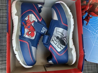 Toddlers Spider-Man Flashing Tennis Shoes Size 9 With Box - Image 1 of 4