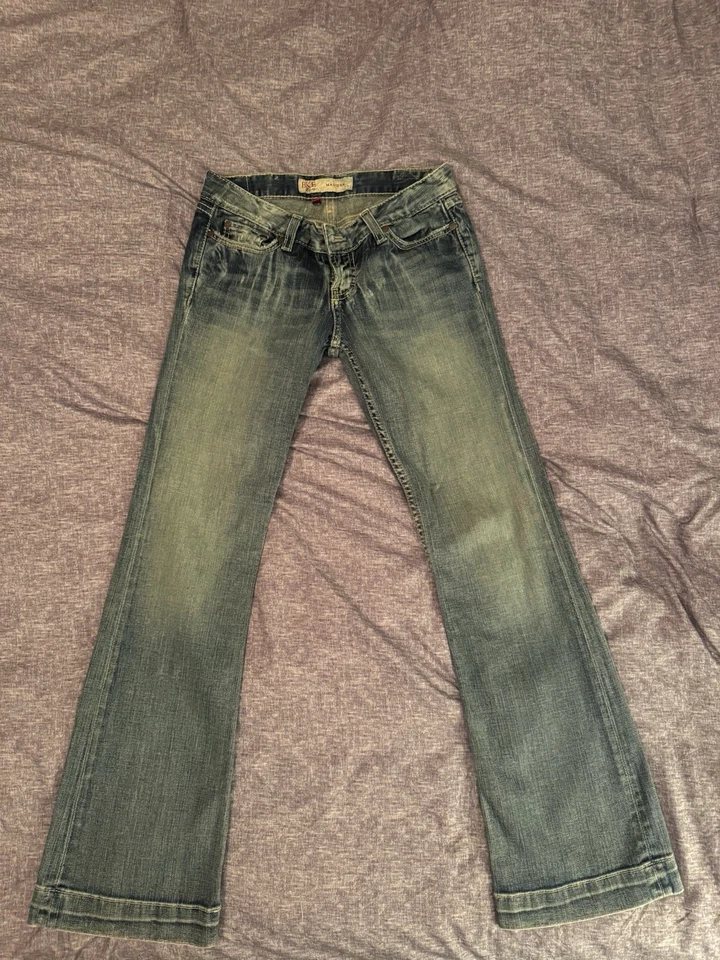 BKE Madison 靴型牛仔裤低腰弹力尺寸 27x31.5 适合 30 X 31 二手状况完好 — 第 1/4 张图片