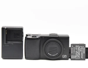 RICOH GR Digital III 3 Compact Camera 10.0MP 4x Zoom 28mm black From Japan - Picture 1 of 11
