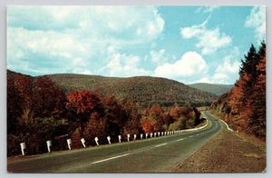 Linen Vintage Tichnor Bros Scenic American Highway Road Postcard - Picture 1 of 2