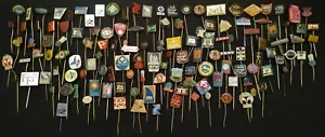 Europe Czechoslovakia Cool Pin Badge 130 pcs Advertising - Picture 1 of 12