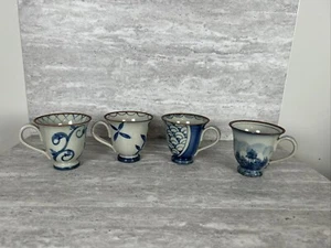 Steinzeug Standbecher blau Schnörkel/Blumenmuster 4er Set - Bild 1 von 22