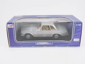 Anson Classic 1/18 Mercedes-Benz 280 SL - Picture 1 of 4