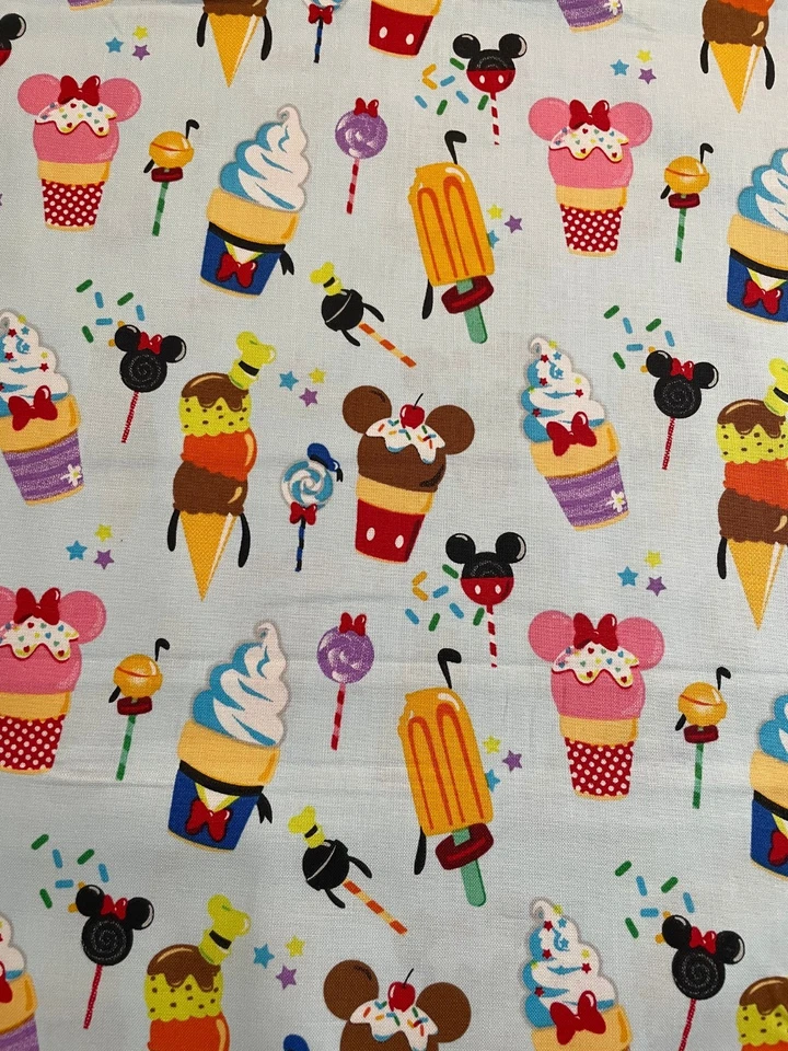Tela de helado Disney Treat Snacks azul rosa verde tela de resortes ~ por yarda Foto 1 de 1