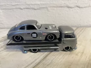 Hot Wheels Team Transport Porsche 356A Outlaw VW T1 Transport (Loose) MOMO - Picture 1 of 7