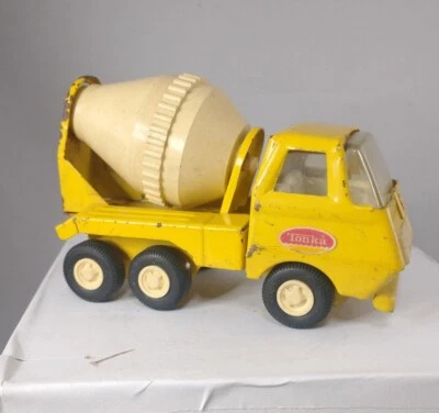 Tonka Cement Mixer Truck Toy 1970s Pressed Steel 55010 Tips to Dump Yellow VTG - Image 1 of 4