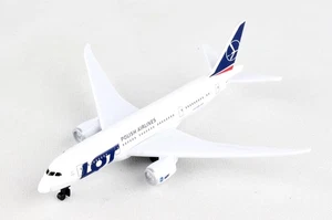 Single Plane LOT Polish Airlines Die Cast Metal Daron 23910 - Picture 1 of 4