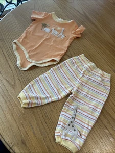 Gymboree Unisex Baby 12-18 Monate Wüstensafari Oase GIRAFFE CAMEL 2 Stück Set EUC - Bild 1 von 10