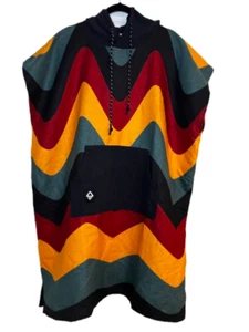 Nomadix Wickelponcho Herren Small Medium, Fronttasche und Hoodie, gebraucht. - Bild 1 von 5