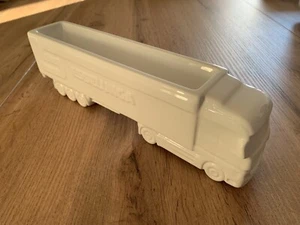 Camion Mercedes-Benz, Ceramica 65° Anniversario Esselunga - Seletti Toiletpaper - Foto 1 di 8