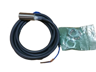 Omron M18 Proximity Sensor E2E-X5Y1 Barrel N/O Output 5 mm Detection IP67 * - Image 1 of 3