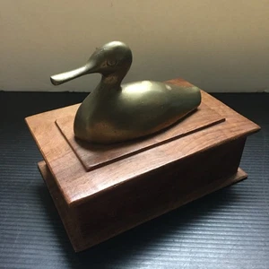 Vintage 1970er einzigartige Holz Aufbewahrungsbox mit Antik-Stil Messing Ente Akzent 6"L - Bild 1 von 6